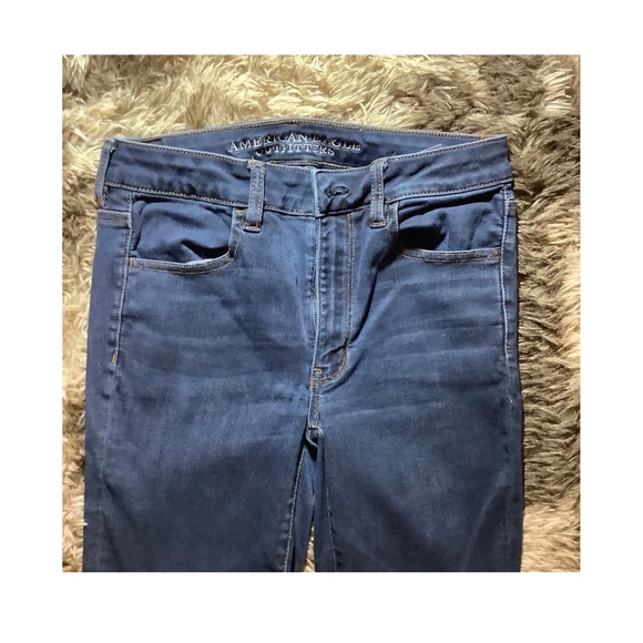 American Eagle Jeans. 6 SHORT  💕 - Picture 6 of 6